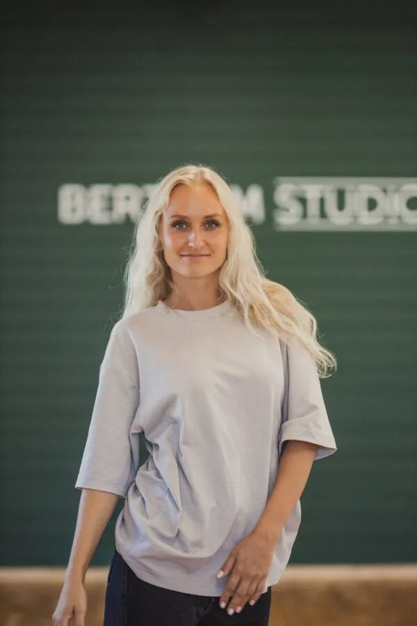 Dolores-Carina Sütt, Commercial & Show, Bertram Studios tantsuõpetaja